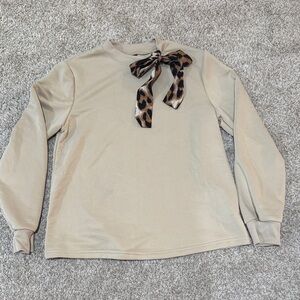 SHEIN Cream Knit Top